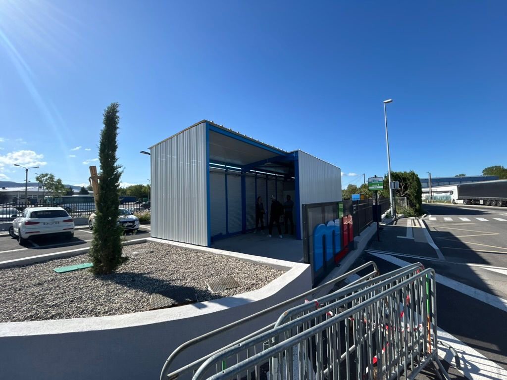 Distributeur sur mesure livré au MIN de Cavaillon
